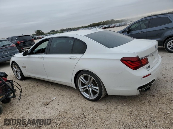 2014 BMW 7 Series ALPINA B7 with VIN WBAYE8C52ED780400, listed as a Copart auction lot 82196834 with 0 mi miles and Salvage Title. Bid and sale history available at carsss.com. Image 2.