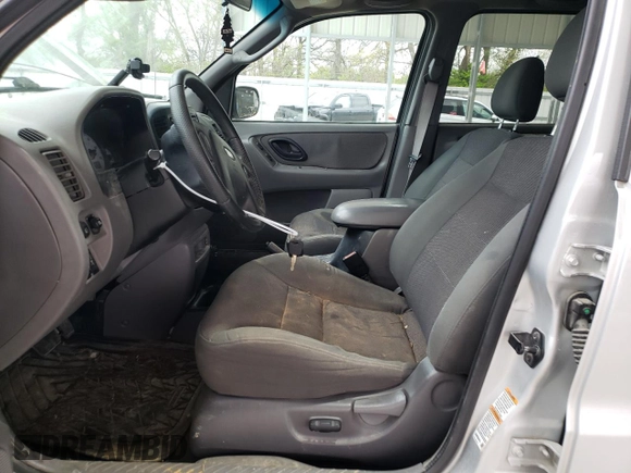 2002 Ford Escape XLT Choice with VIN 1FMCU04152KB22294, listed as a Copart auction lot 52816355 with 0 mi miles and Salvage Title. Bid and sale history available at carsss.com. Image 7.