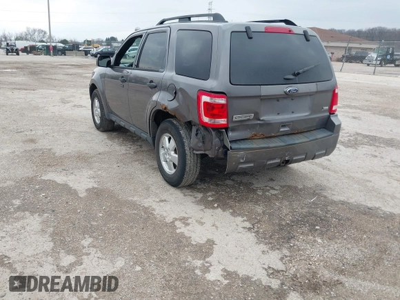 2012 Ford Escape XLT с VIN 1FMCU9DG7CKC60929, выставлен на аукционе IAAI как лот 42080935 с пробегом 246 476 миль миль и . История ставок и продаж доступна на DreamBid. Изображение 6.