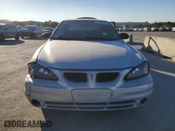 2004 Pontiac Grand Am SE1 with VIN 1G2NF52E34M567770, listed as a Copart auction lot 82089934 with 215,976 mi miles and Salvage Title. Bid and sale history available at carsss.com. Image 5.