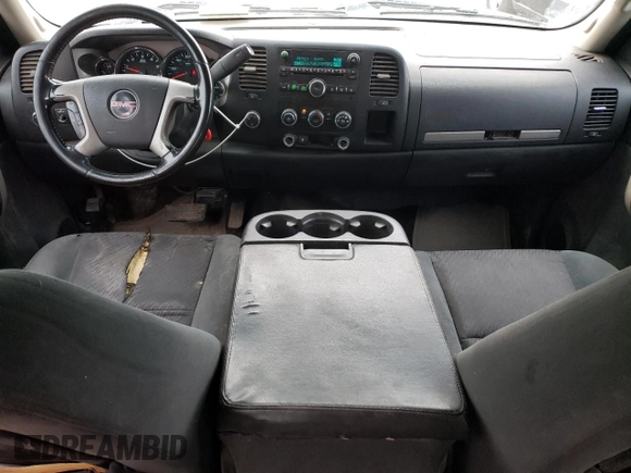 2009 GMC Sierra 1500 SLE with VIN 1GTEK29J99Z138801, listed as a Copart auction lot 79012214 with 179,748 mi miles and Salvage Title. Bid and sale history available at carsss.com. Image 8.