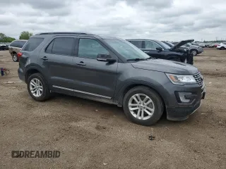 2017 Ford Explorer XLT with VIN 1FM5K7D8XHGB77436, listed as a Copart auction lot 57782975 with 41,704 mi miles and Salvage title. Bid and sale history available at DreamBid. Image 4.