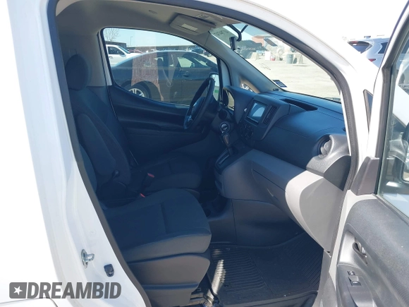 2016 Nissan NV200 S z VIN 3N6CM0KN2GK697987, wystawiony jako IAAI lot #41784747 z przebiegiem Nie podano mil oraz . Historia ofert i sprzedaży dostępna na DreamBid. Obrazek 5.