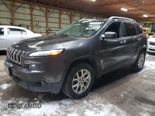 2016 Jeep Cherokee Latitude with VIN 1C4PJMCS3GW223656, listed as a Copart auction lot 47912335 with 0 mi miles and Clean Title. Bid and sale history available at carsss.com. Image 1.