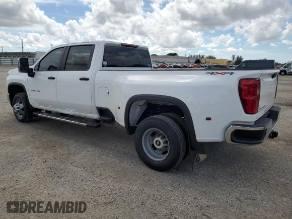 2021 Chevrolet Silverado 3500HD Work Truck with VIN 1GC4YSE77MF138536, listed as a Copart auction lot 73031234 with 52,741 mi miles and Clean Title. Bid and sale history available at carsss.com. Image 2.