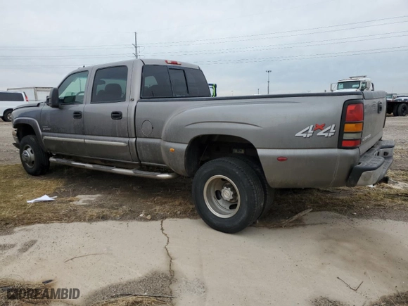 2006 Chevrolet Silverado 3500 DRW LT1 with VIN 1GCJK33D26F267824, listed as a Copart auction lot 86400294 with NaN miles and Salvage Title. Bid and sale history available at carsss.com. Image 2.