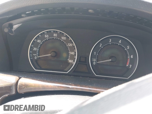 2008 BMW 7 Series 750Li with VIN WBAHN83548DT81010, listed as a IAAI auction lot 42258735 with Not provided miles and . Bid and sale history available at DreamBid. Image 7.