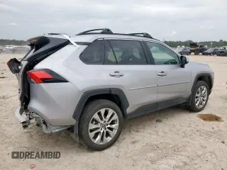 2025 Toyota RAV4 XLE Premium z VIN 2T3A1RFV6SC501208, wystawiony jako Copart lot #63846385 z przebiegiem 5 196 mil mil oraz Szkoda całkowita • Salvage title. Historia ofert i sprzedaży dostępna na DreamBid. Obrazek 3.