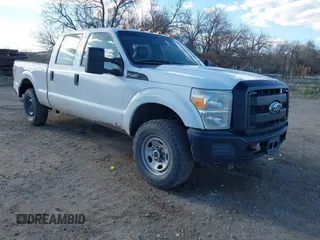 2011 Ford F-250 XL with VIN 1FT7W2B66BEC77025, listed as a IAAI auction lot 42032214 with 118,101 mi miles and . Bid and sale history available at DreamBid. Image 1.