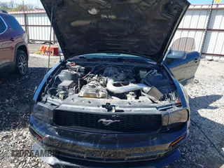 2007 Ford Mustang Deluxe with VIN 1ZVFT80N075253857, listed as a IAAI auction lot 41809040 with Not Provided miles. Bid and sale history available at carsss.com. Image 10.