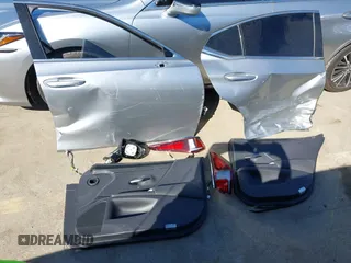 2022 Lexus ES 300h with VIN 58ADA1C15NU026087, listed as a IAAI auction lot 41765304 with 20,795 mi miles and . Bid and sale history available at DreamBid. Image 12.