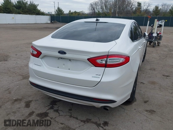 2015 Ford Fusion SE with VIN 3FA6P0HD9FR203805, listed as a IAAI auction lot 41880129 with 136,637 mi miles. Bid and sale history available at carsss.com. Image 4.