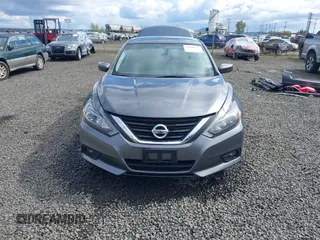 2016 Nissan Altima SR with VIN 1N4AL3AP2GC181013, listed as a IAAI auction lot 41896713 with 113,175 mi miles and . Bid and sale history available at carsss.com. Image 13.