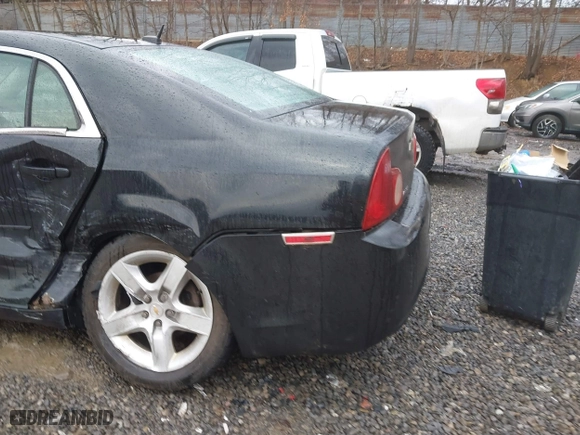 2009 Chevrolet Malibu LS w/1FL with VIN 1G1ZG57B79F141609, listed as a IAAI auction lot 41668417 with 74,524 mi miles. Bid and sale history available at carsss.com. Image 12.
