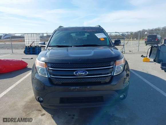 2014 Ford Explorer Limited with VIN 1FM5K8F83EGC24711, listed as a IAAI auction lot 41844179 with 164,249 mi miles. Bid and sale history available at carsss.com. Image 12.