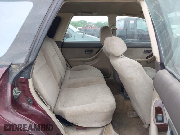 2000 Subaru Legacy Outback with VIN 4S3BH6655Y7624841, listed as a IAAI auction lot 42111214 with 219,767 mi miles and . Bid and sale history available at DreamBid. Image 8.