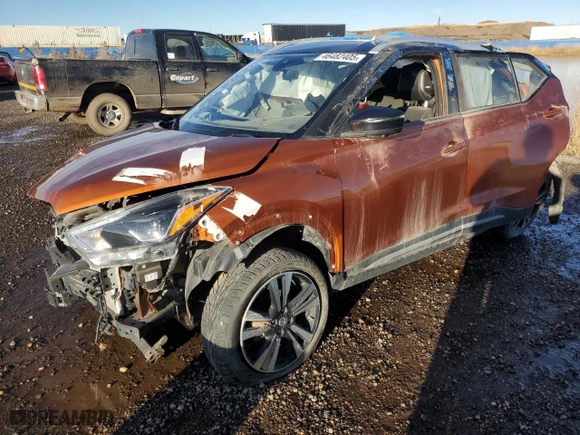2020 Nissan Kicks SR with VIN 3N1CP5DV9LL558581, listed as a Copart auction lot 46482405 with 72,221 mi miles and Salvage Title. Bid and sale history available at carsss.com. Image 1.
