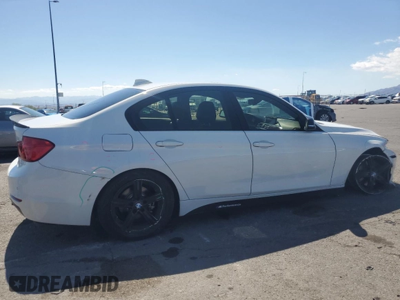 2015 BMW 3 Series 328i с VIN WBA3A5G51FNS86961, выставлен на аукционе Copart как лот 56124965 с пробегом 64 156 миль миль и Списание • Salvage title. История ставок и продаж доступна на DreamBid. Изображение 3.