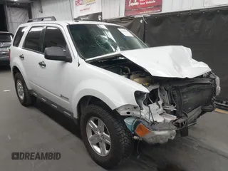 2011 Ford Escape Hybrid с VIN 1FMCU5K36BKC53834, выставлен на аукционе IAAI как лот 42255622 с пробегом 90 271 миль миль и . История ставок и продаж доступна на DreamBid. Изображение 1.