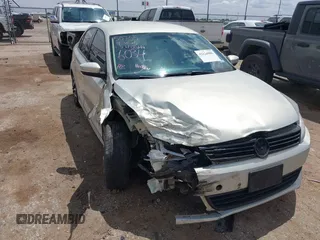 2011 Volkswagen Jetta SE с VIN 3VWBZ7AJ5BM396034, выставлен на аукционе IAAI как лот 42224986 с пробегом 208 344 миль миль и . История ставок и продаж доступна на DreamBid. Изображение 1.