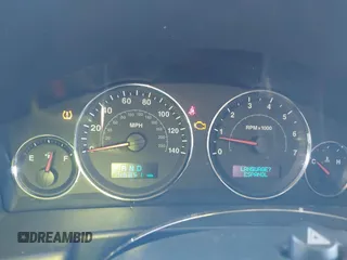 2007 Jeep Commander Sport z VIN 1J8HG48P37C573256, wystawiony jako IAAI lot #41448883 z przebiegiem 146 581 mil mil oraz . Historia ofert i sprzedaży dostępna na DreamBid. Obrazek 7.