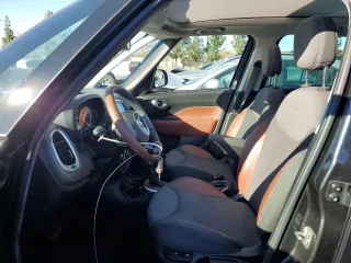 2014 FIAT 500L Trekking with VIN ZFBCFADH8EZ013893, listed as a Copart auction lot 42050575 with 60,580 mi miles and Salvage Title. Bid and sale history available at DreamBid. Image 7.