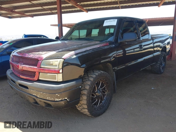 2003 Chevrolet Silverado 1500 LS z VIN 2GCEK19T331197130, wystawiony jako IAAI lot #42294159 z przebiegiem 286 259 mil mil oraz . Historia ofert i sprzedaży dostępna na DreamBid. Obrazek 17.