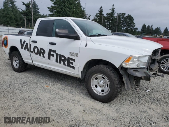 2017 Ram 1500 Tradesman z VIN 1C6RR7FG1HS837373, wystawiony jako Copart lot #59817945 z przebiegiem 90 298 mil mil oraz Szkoda całkowita • Salvage title. Historia ofert i sprzedaży dostępna na DreamBid. Obrazek 4.