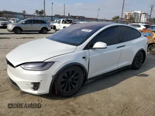2021 Tesla Model X Long Range Plus with VIN 5YJXCBE22MF311576, listed as a Copart auction lot 53541595 with 83,137 mi miles and Salvage Title. Bid and sale history available at carsss.com. Image 1.