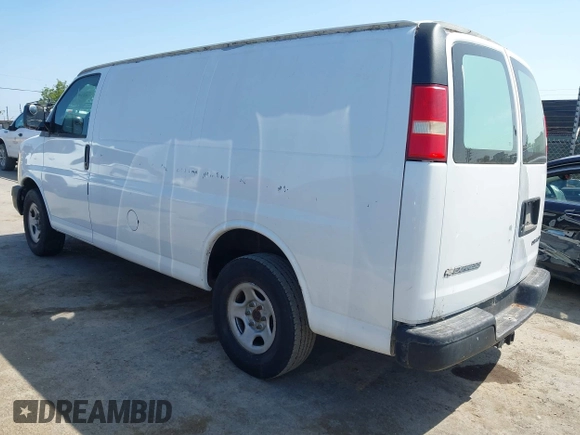 2005 Chevrolet Express Cargo with VIN 1GCFG15T651238970, listed as a IAAI auction lot 42141600 with 138,534 mi miles and . Bid and sale history available at DreamBid. Image 3.