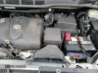 2018 Toyota Sienna LE with VIN 5TDJZ3DC3JS201888, listed as a Copart auction lot 43335695 with 81,346 mi miles and Salvage title. Bid and sale history available at DreamBid. Image 15.