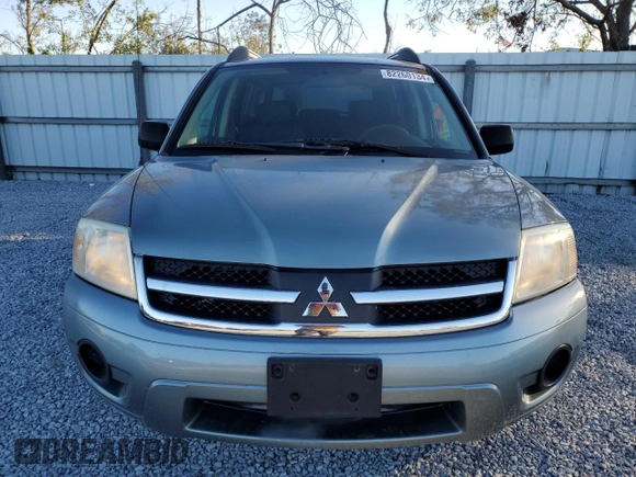 2008 Mitsubishi Endeavor LS with VIN 4A4MN21S88E025475, listed as a Copart auction lot 82260134 with 170,672 mi miles and Clean Title. Bid and sale history available at carsss.com. Image 5.