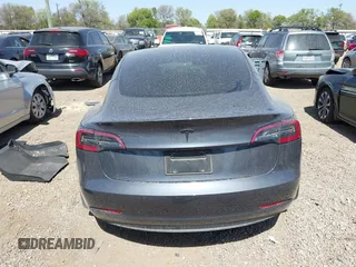 2023 Tesla Model 3 z VIN 5YJ3E1EA2PF569644, wystawiony jako IAAI lot #41831560 z przebiegiem 30 903 mil mil oraz . Historia ofert i sprzedaży dostępna na DreamBid. Obrazek 15.