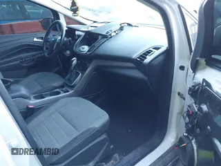 2016 Ford C-Max SE z VIN 1FADP5AU5GL109919, wystawiony jako IAAI lot #41602524 z przebiegiem 206 198 mil mil oraz . Historia ofert i sprzedaży dostępna na DreamBid. Obrazek 5.