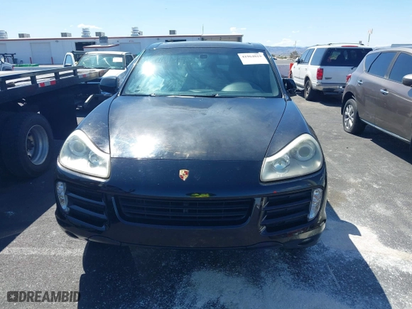 2008 Porsche Cayenne with VIN WP1AA29P58LA10223, listed as a IAAI auction lot 41964019 with 165,777 mi miles. Bid and sale history available at carsss.com. Image 6.