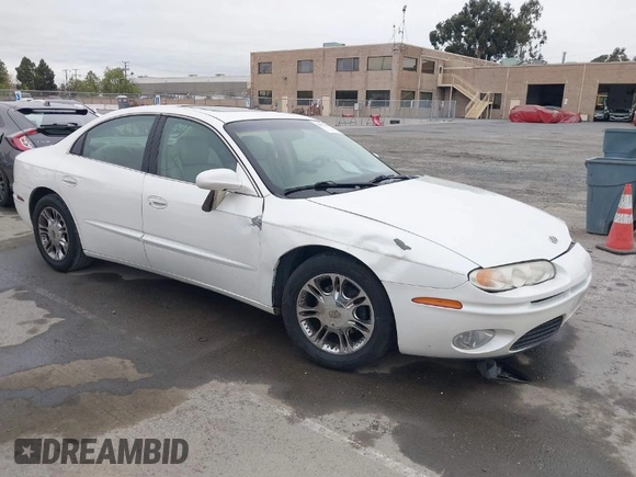 2001 Oldsmobile Aurora z VIN 1G3GS64C114109142, wystawiony jako IAAI lot #41974652 z przebiegiem 81 395 mil mil oraz . Historia ofert i sprzedaży dostępna na DreamBid. Obrazek 1.