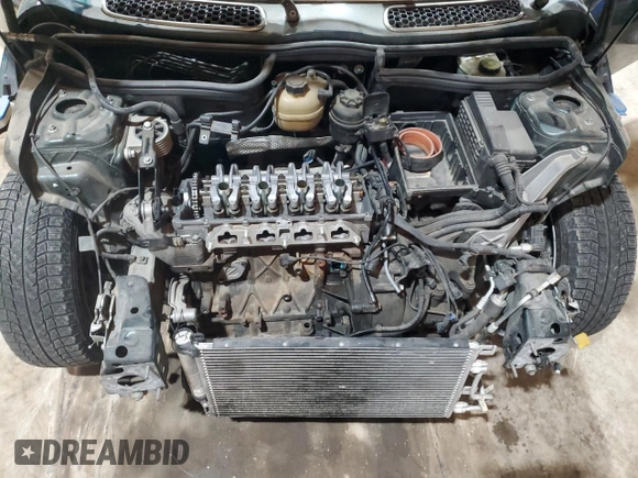 2003 MINI Hardtop S with VIN WMWRE33443TD68483, listed as a Copart auction lot 48637035 with 115,907 mi miles and Clean Title. Bid and sale history available at DreamBid. Image 11.
