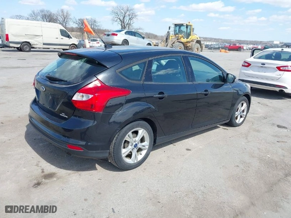 2013 Ford Focus SE with VIN 1FADP3K25DL339652, listed as a IAAI auction lot 41872529 with 79,106 mi miles. Bid and sale history available at carsss.com. Image 4.