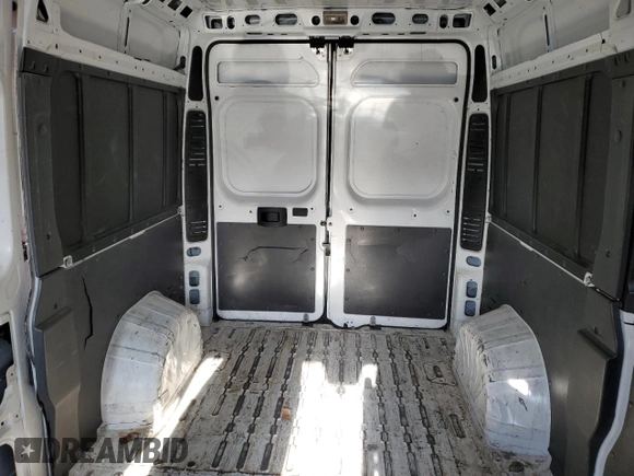 2019 Ram ProMaster Cargo with VIN 3C6TRVCGXKE539381, listed as a Copart auction lot 86545504 with 271,447 mi miles and Non Repairable. Bid and sale history available at DreamBid. Image 10.