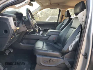 2022 Ford Expedition Max XLT z VIN 1FMJK1HT4NEA58816, wystawiony jako Copart lot #42107025 z przebiegiem 38 849 mil mil oraz Szkoda całkowita • Salvage title. Historia ofert i sprzedaży dostępna na DreamBid. Obrazek 7.