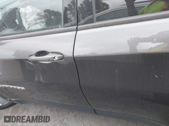 2022 Jeep Compass Latitude with VIN 3C4NJCBB8NT188411, listed as a IAAI auction lot 42011145 with 14,629 mi miles and . Bid and sale history available at DreamBid. Image 15.