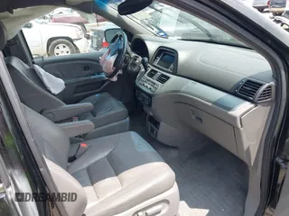 2010 Honda Odyssey Touring с VIN 5FNRL3H90AB070720, выставлен на аукционе IAAI как лот 42335181 с пробегом 145 205 миль миль и . История ставок и продаж доступна на DreamBid. Изображение 5.