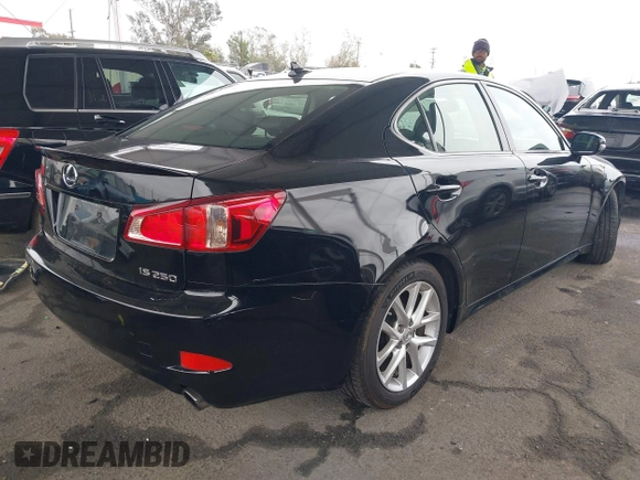 2011 Lexus IS 250 z VIN JTHBF5C26B5145842, wystawiony jako IAAI lot #41807032 z przebiegiem 78 087 mil mil oraz . Historia ofert i sprzedaży dostępna na DreamBid. Obrazek 4.