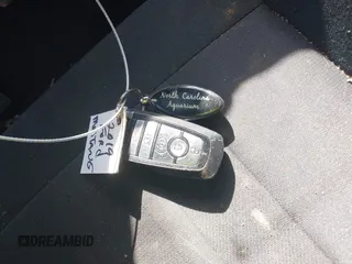 2019 Ford Mustang EcoBoost с VIN 1FA6P8TH5K5185938, выставлен на аукционе IAAI как лот 41999077 с пробегом 99 254 миль миль и . История ставок и продаж доступна на DreamBid. Изображение 11.