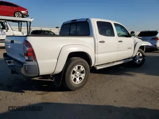 2010 Toyota Tacoma PreRunner with VIN 5TEJU4GN6AZ682109, listed as a Copart auction lot 42768535 with 132,292 mi miles and Salvage Title. Bid and sale history available at DreamBid. Image 3.