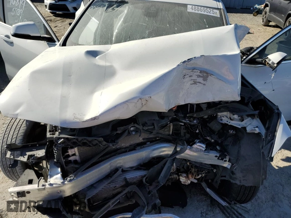 2020 BMW X2 sDrive28i z VIN WBXYH9C01L5P45989, wystawiony jako Copart lot #48869525 z przebiegiem Nie podano mil oraz Nie do naprawy • Non repairable. Historia ofert i sprzedaży dostępna na DreamBid. Obrazek 11.