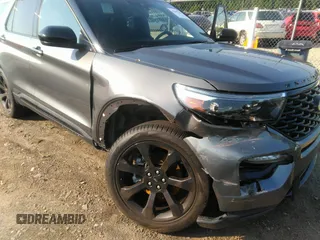 2023 Ford Explorer ST-Line с VIN 1FMSK7KH6PGB21921, выставлен на аукционе IAAI как лот 42591112 с пробегом 17 642 миль миль и . История ставок и продаж доступна на DreamBid. Изображение 6.