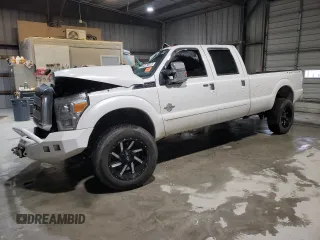 2015 Ford F-350 Platinum z VIN 1FT8W3BT4FEA33010, wystawiony jako Copart lot #44379815 z przebiegiem Nie podano mil oraz Szkoda całkowita • Salvage title. Historia ofert i sprzedaży dostępna na DreamBid. Obrazek 1.