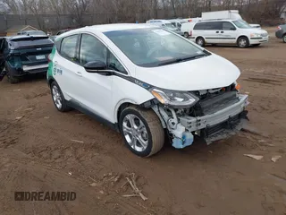 2021 Chevrolet Bolt EV LT z VIN 1G1FY6S0XM4108958, wystawiony jako IAAI lot #41669264 z przebiegiem 15 903 mil mil oraz . Historia ofert i sprzedaży dostępna na DreamBid. Obrazek 1.