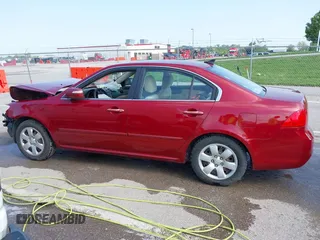 2010 Kia Optima LX z VIN KNAGG4A88A5435095, wystawiony jako IAAI lot #42085605 z przebiegiem 188 685 mil mil oraz . Historia ofert i sprzedaży dostępna na DreamBid. Obrazek 15.